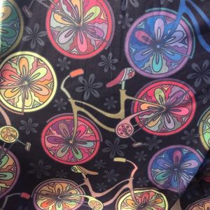 NWOT - Fabulegs L leggings - bicycle pattern